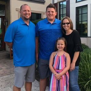 Meet your Posher, Kim